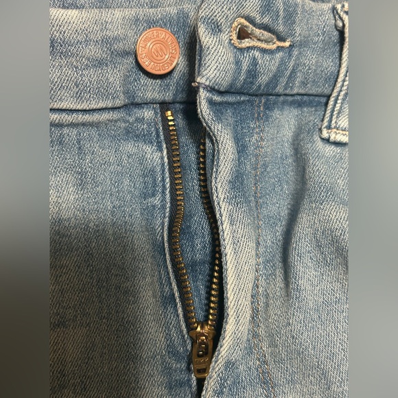 Mother, “29, high-waisted Looker ankle fray jeans at their best. Ironed. - Picture 9 of 10